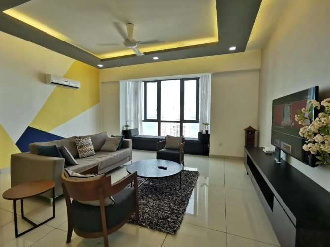 3 Bedrooms Apartment