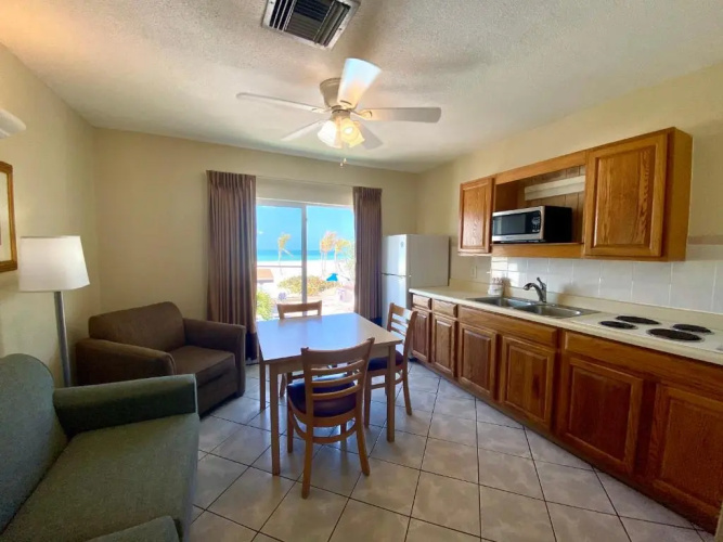 Palm Crest Motel