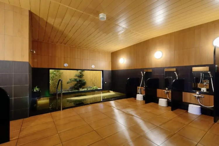 Hotel Route-Inn Suzaka