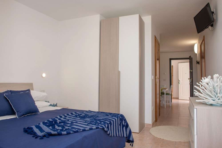 Al Faro Guest House
