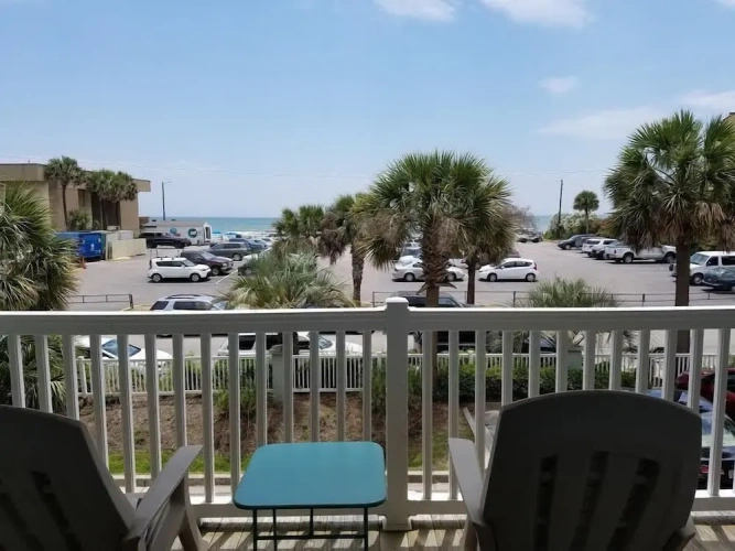 3 Bedrooms Family Cottage with sea view