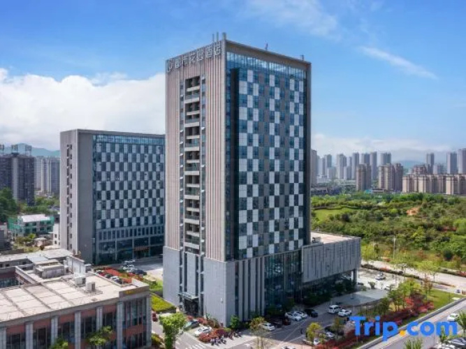 Urban Garden Hotel