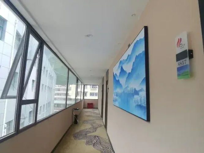 Lixian Impression Hotel