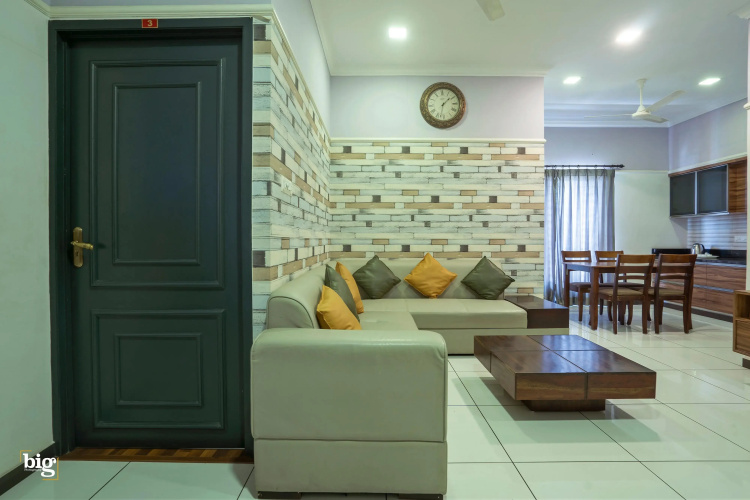 Royal Service Apartmentts
