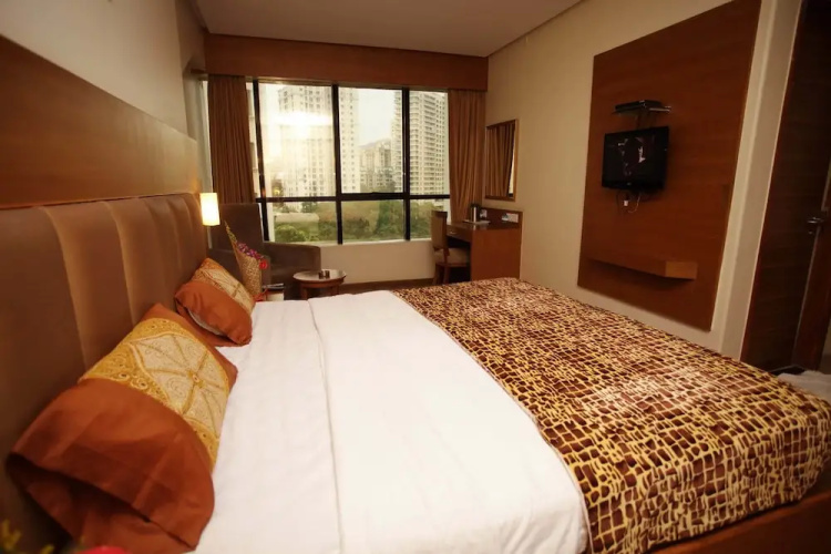 The Caliph Hotel & Executive Suites