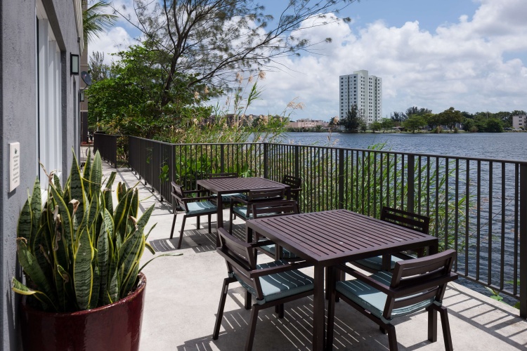 Homewood Suites by Hilton Miami-Airport/Blue Lagoon photo 9