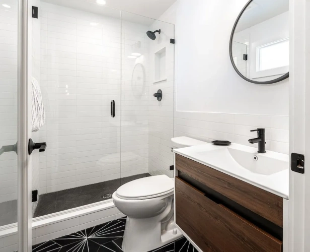 Standard Quadruple room with partial ocean view