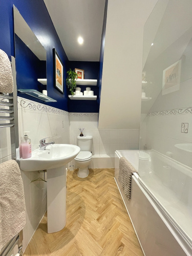 Modern 1 Bed Flat in Barnsley