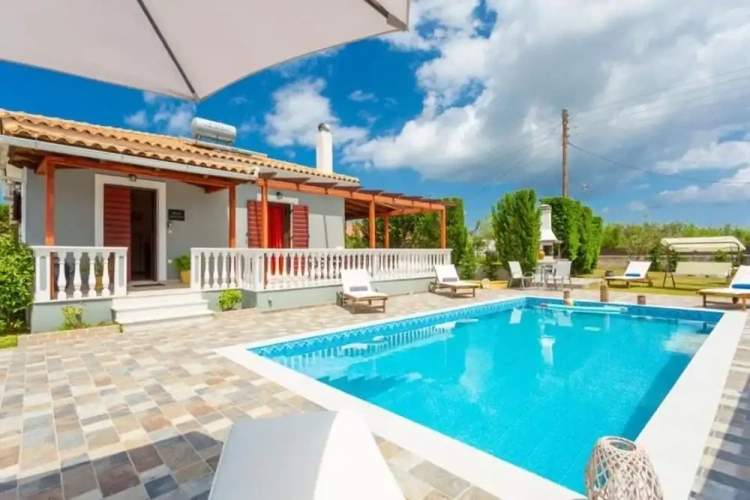 2 Bedrooms Family Villa