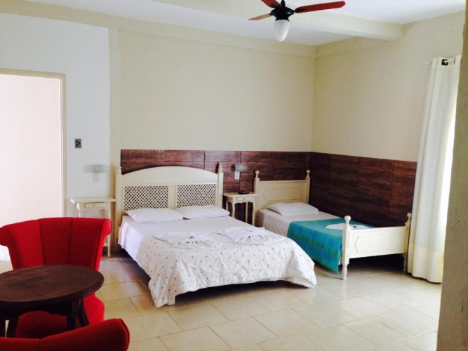 Standard Triple room