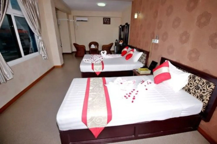 Diamond Crown Hotel
