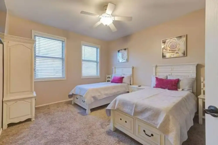 Comfort room