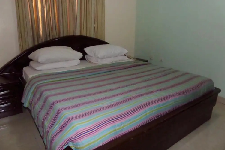 AES Luxury Apartments