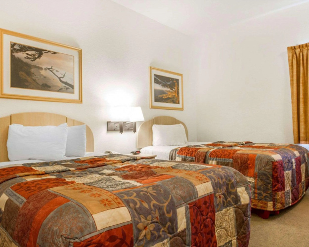 Pacific Coast Inn