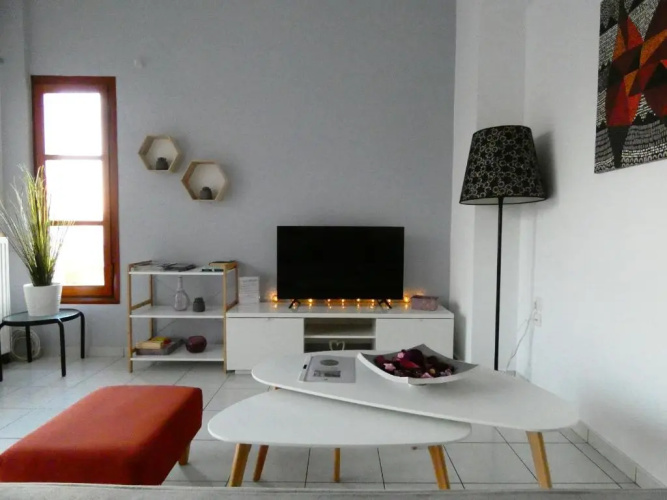 Mel Studio 1 (kalamaki)