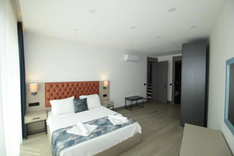 Ala Grand Residence