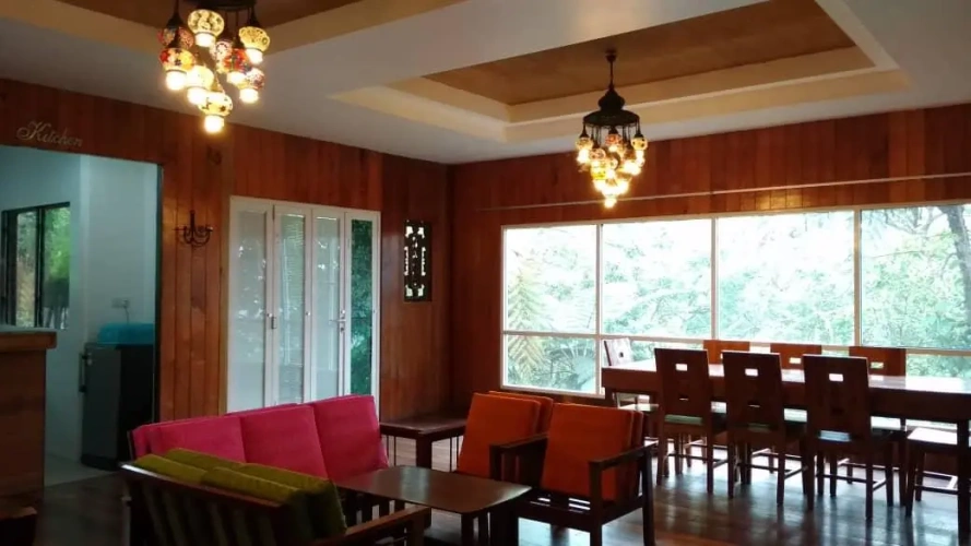 3 Bedrooms Cottage
