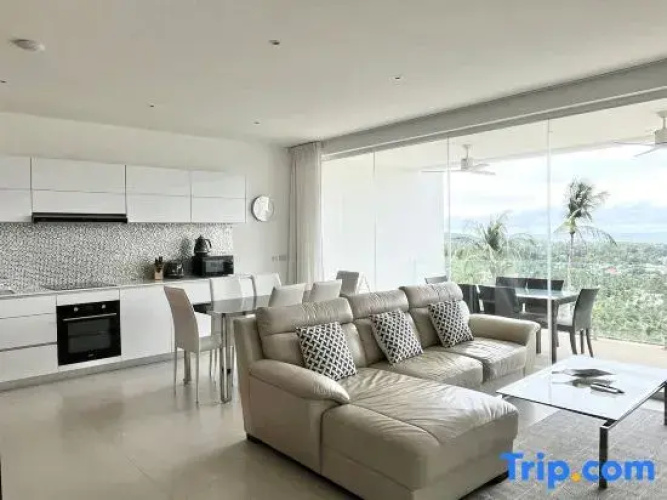 Top sea view 1 bedroom at Maenam