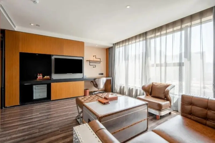 Executive Suite