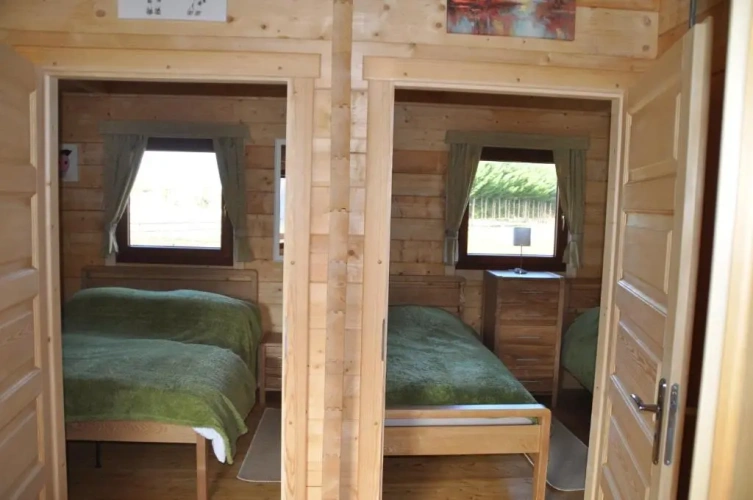 2 Bedrooms Chalet