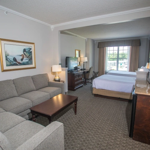 Grand Quadruple room with lake view
