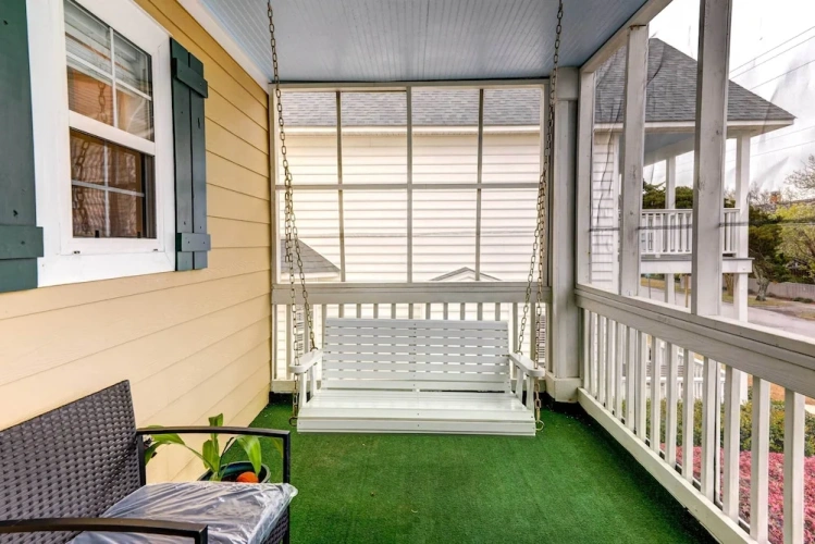 5 Bedrooms Cottage
