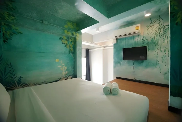 Suite with balcony