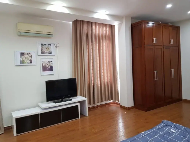 Flower Hostel