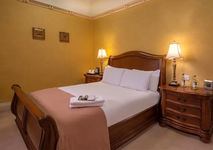 Deluxe Double Suite