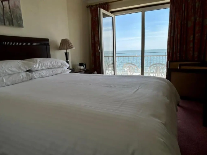 Standard Double room with balcony and with sea view