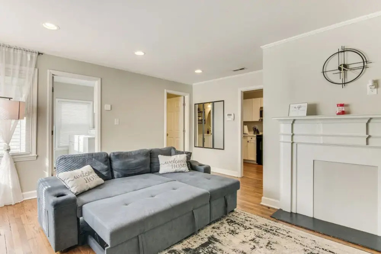 < 2 Mi to Uptown Charlotte: Home w/ Large Yard!