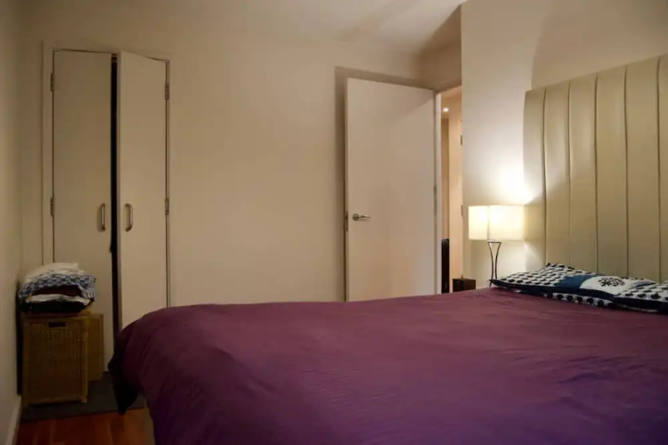 Central Waterloo 2 Bedroom Apartment With Balcony