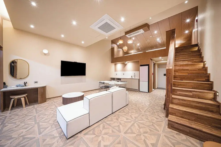 Hound Hotel Daegu Seongseo