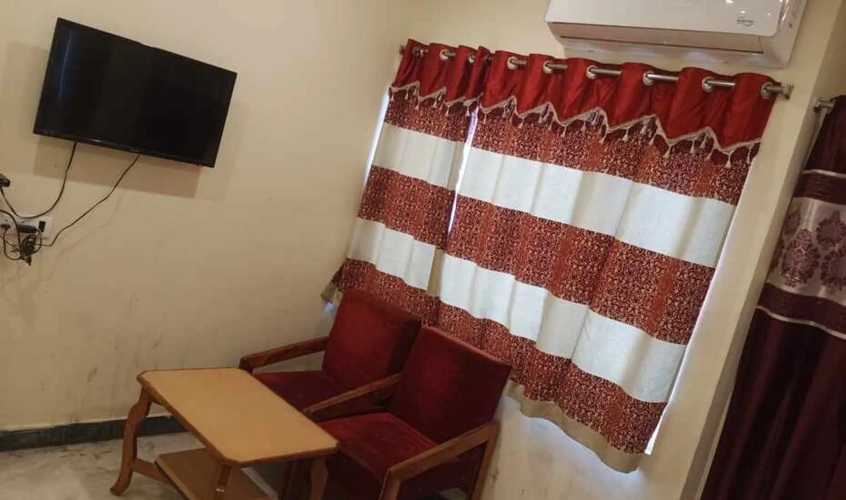Hotel Poojith AC
