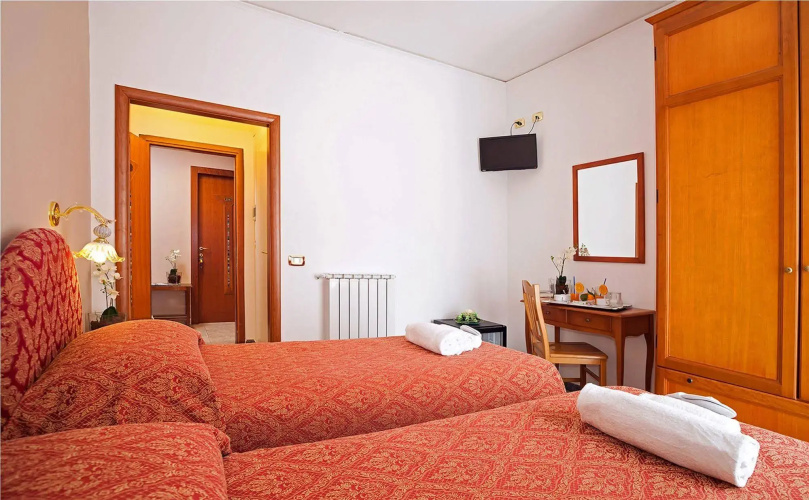 Hotel Caruso