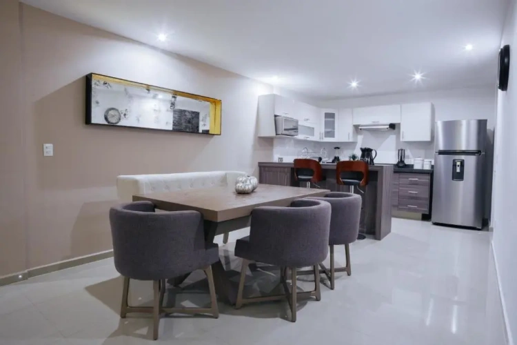 2 Bedrooms Apartment