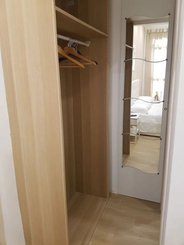 Summer Rooms