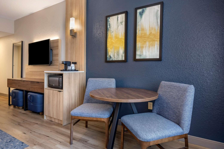 Best Western Plus Orlando East- UCF Area