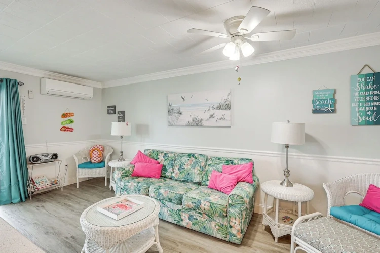 3 Bedrooms Apartment