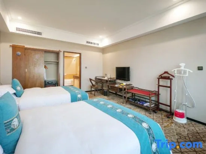 Superior Suite