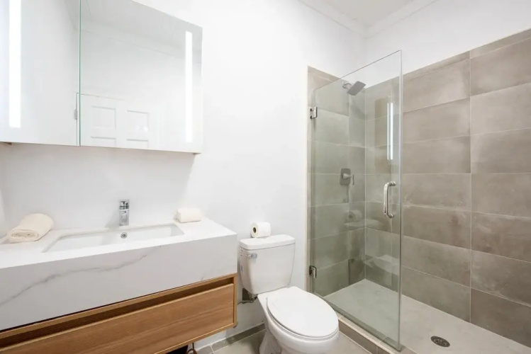 C Breeze 4 Bedroom Home