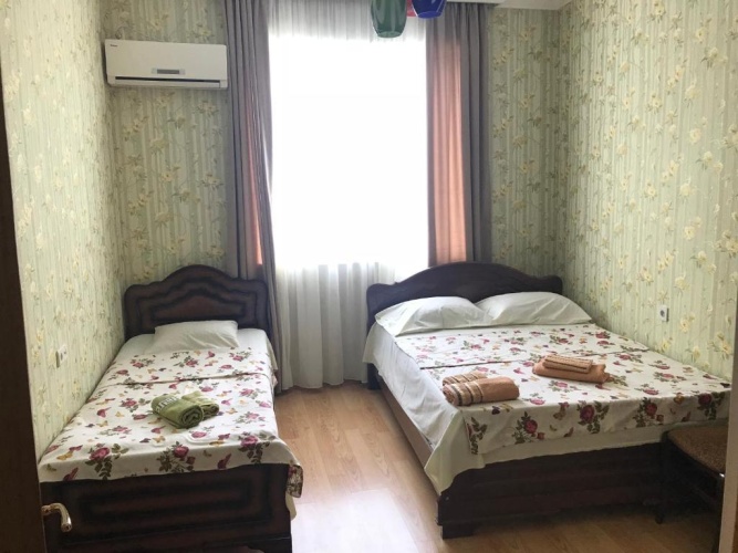 2 Bedrooms Apartment