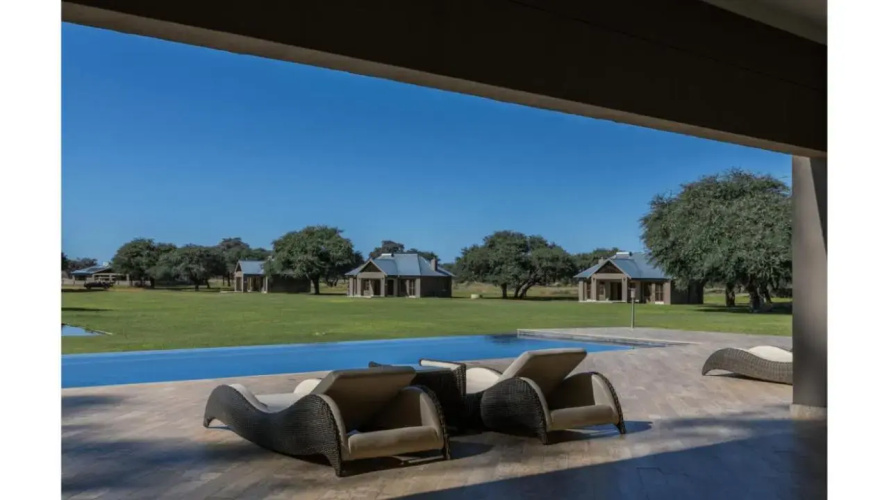 Sandune Lodge