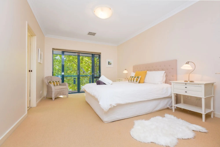 Luxurious Perth Townhouse