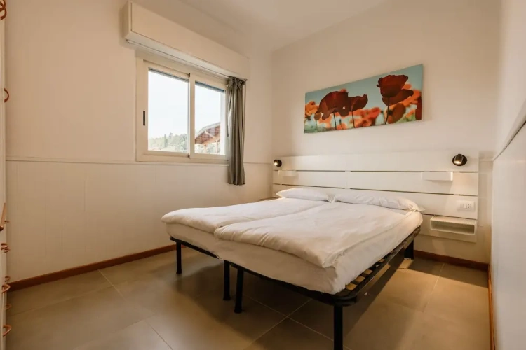 1 Bedroom Apartment with balcony