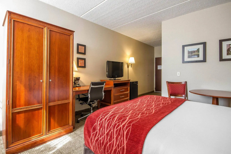 Fairfield by Marriott Inn & Suites Madison South