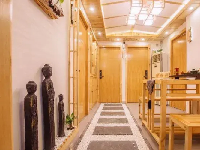 Qieman Boutique Homestay