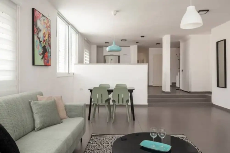 2 Bedrooms Luxury Apartment