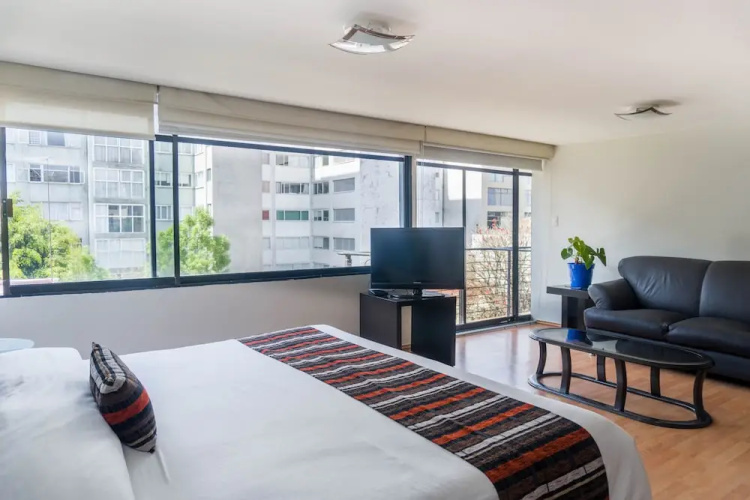 Grupo Kings Suites Platon 436