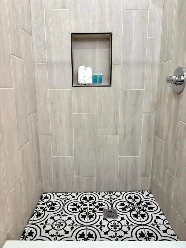 West Philadelphia Modern Hotel & Suites